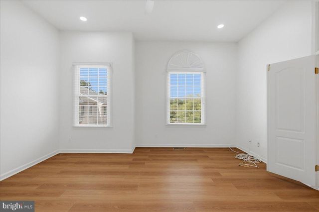 10249 WINGED ELM CIR, Manassas, VA 20110