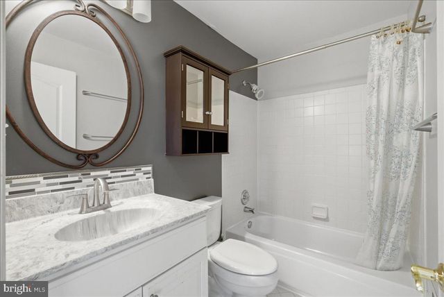 10249 WINGED ELM CIR, Manassas, VA 20110