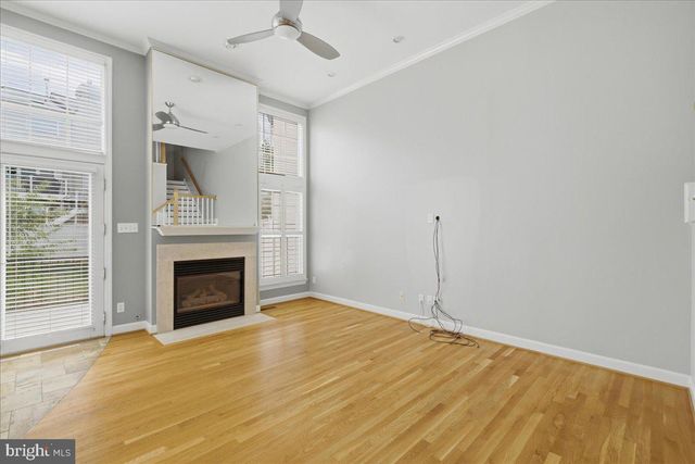 10249 WINGED ELM CIR, Manassas, VA 20110