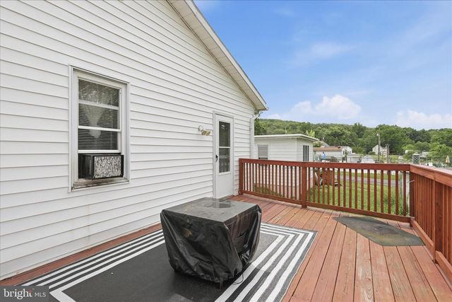 21434 GREENBRIER RD, Boonsboro, MD 21713