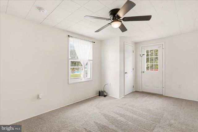 21434 GREENBRIER RD, Boonsboro, MD 21713