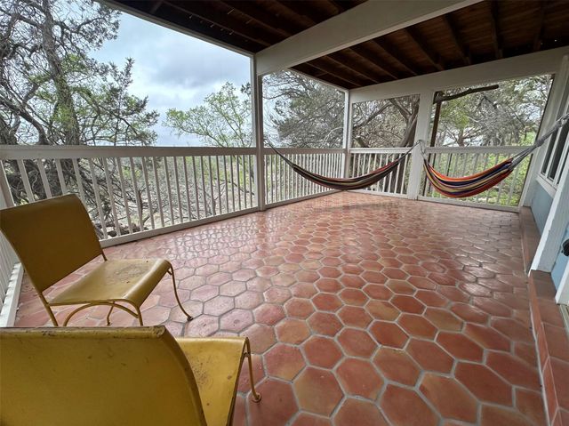 550 Cliffside RD, Wimberley, TX 78676