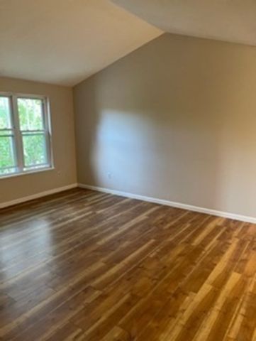 10 Longworth Ave 24, Brockton, MA 02301