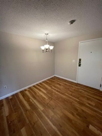 10 Longworth Ave 24, Brockton, MA 02301