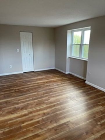 10 Longworth Ave 24, Brockton, MA 02301