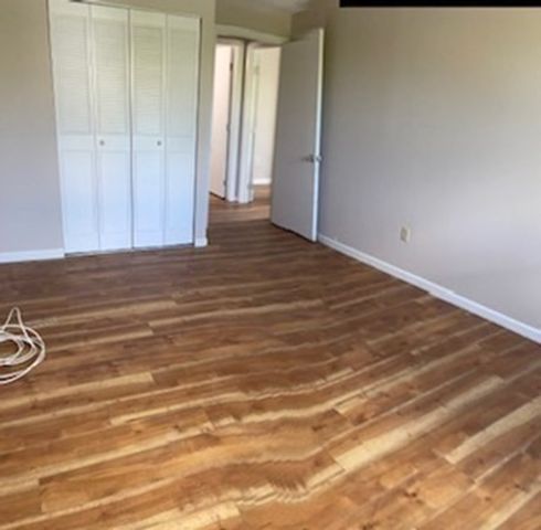 10 Longworth Ave 24, Brockton, MA 02301