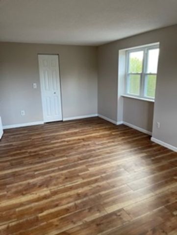 10 Longworth Ave 24, Brockton, MA 02301