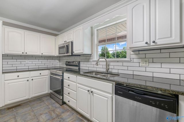 111 Morgan Lane Private Drive, Falkville, AL 35622