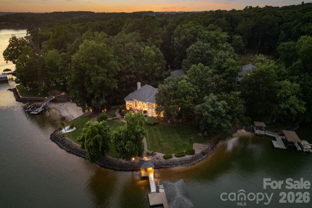 2161 Windy Oaks Drive, Fort Mill, SC 29708