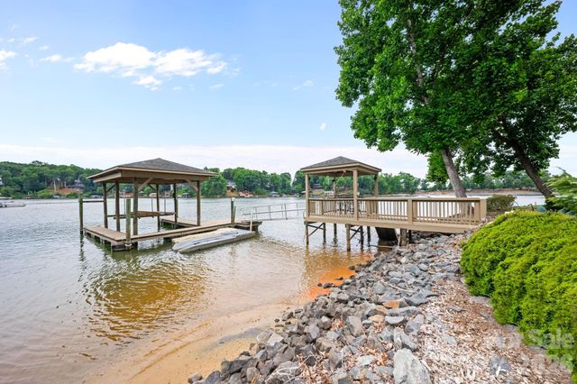 2161 Windy Oaks Drive, Fort Mill, SC 29708