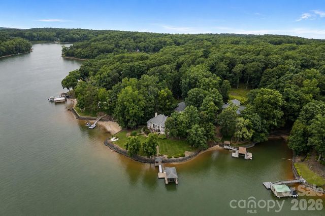 2161 Windy Oaks Drive, Fort Mill, SC 29708