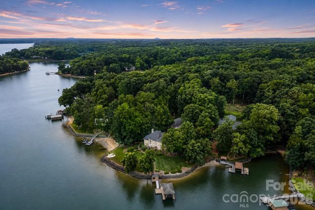 2161 Windy Oaks Road, Fort Mill, SC 29708
