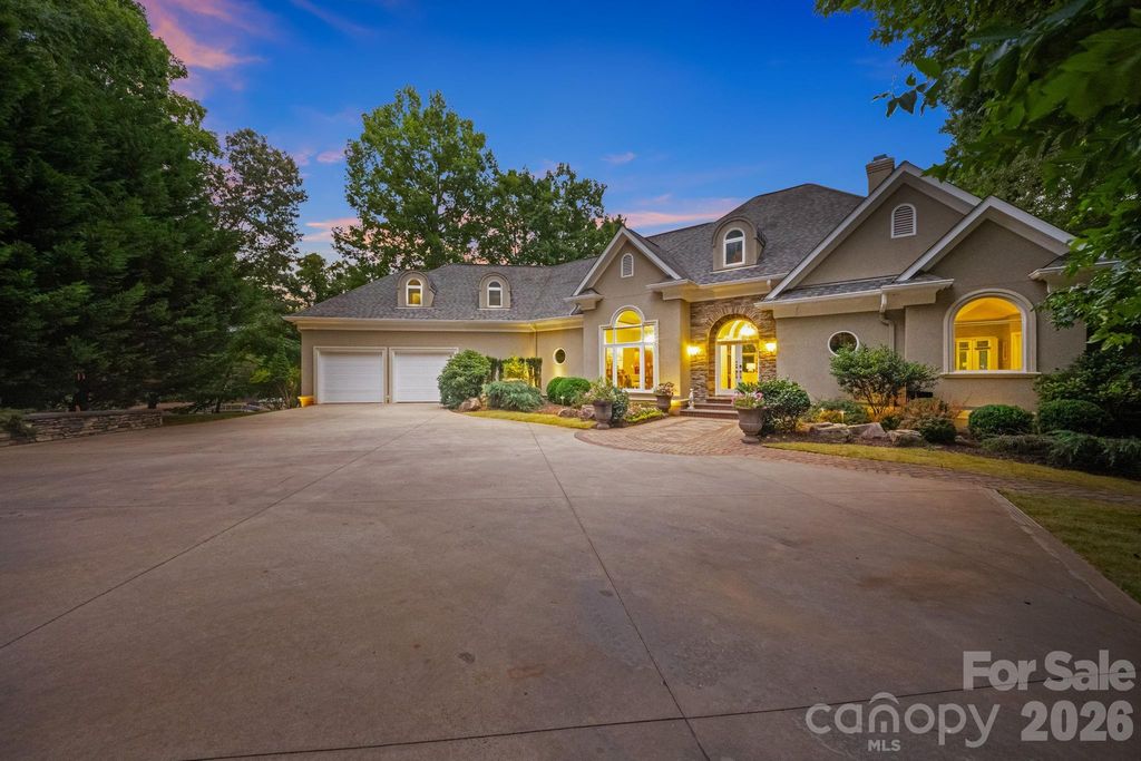 2161 Windy Oaks Drive, Fort Mill, SC 29708