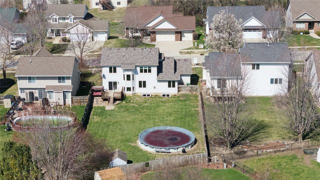 3409 Brook View Drive, Des Moines, IA 50317