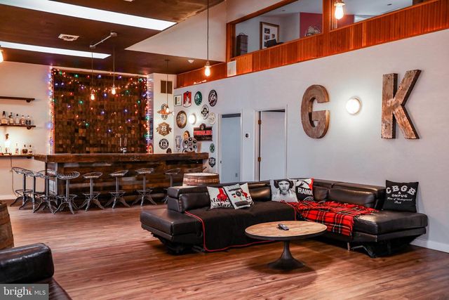 933 ROSE ST, Harrisburg, PA 17102