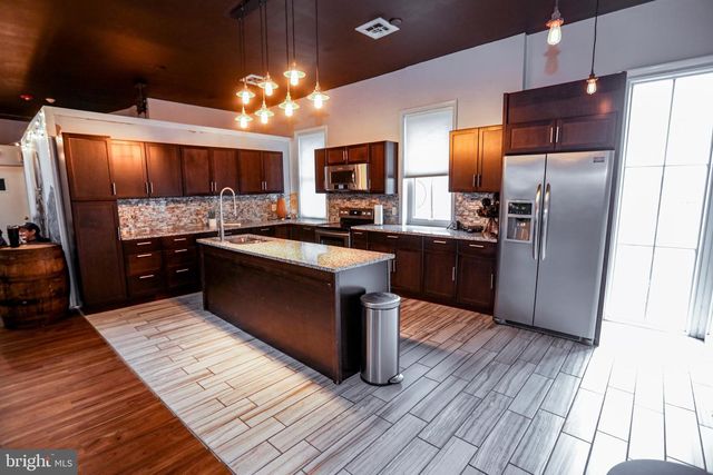 933 ROSE ST, Harrisburg, PA 17102