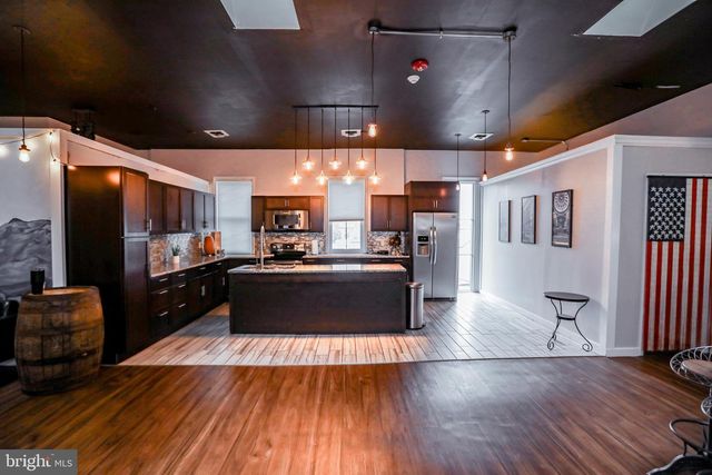 933 ROSE ST, Harrisburg, PA 17102