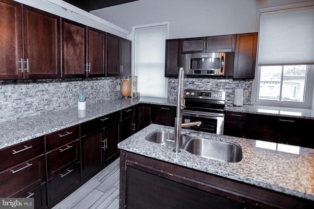 933 ROSE ST, Harrisburg, PA 17102