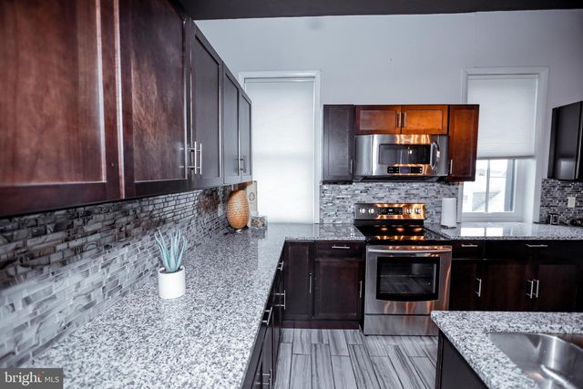 933 ROSE ST, Harrisburg, PA 17102