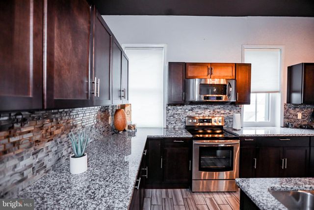 933 ROSE ST, Harrisburg, PA 17102