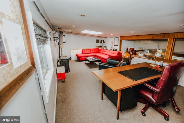 933 ROSE ST, Harrisburg, PA 17102