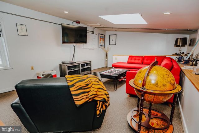 933 ROSE ST, Harrisburg, PA 17102