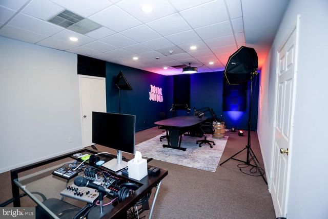 933 ROSE ST, Harrisburg, PA 17102