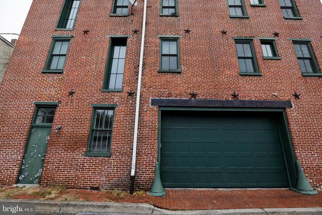 933 ROSE ST, Harrisburg, PA 17102