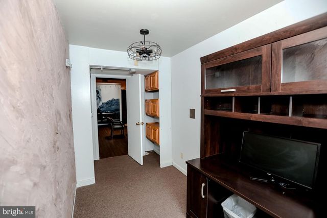 933 ROSE ST, Harrisburg, PA 17102