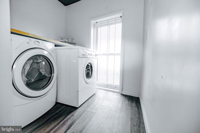 933 ROSE ST, Harrisburg, PA 17102