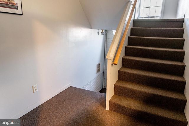 933 ROSE ST, Harrisburg, PA 17102