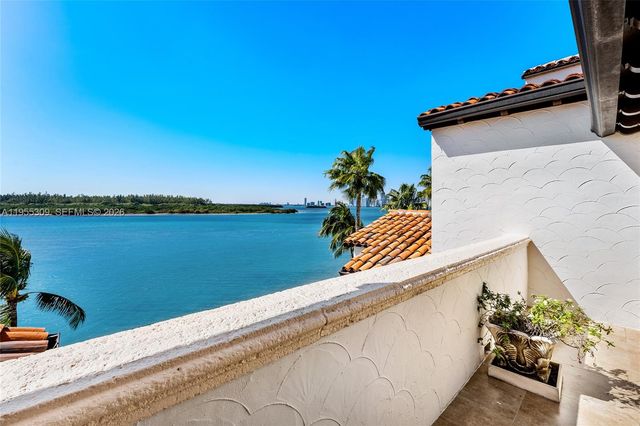 2443 Fisher Island Drive 5403, Miami, FL 33109