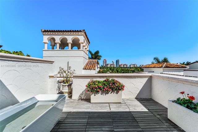 2443 Fisher Island Drive 5403, Miami, FL 33109