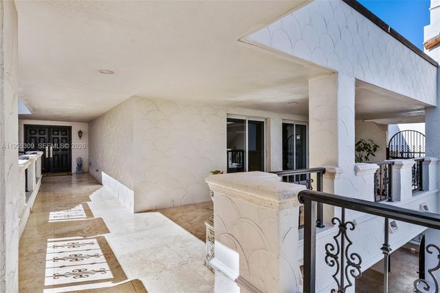 2443 Fisher Island Drive 5403, Miami, FL 33109
