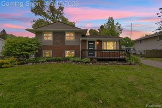 842 Bird Song Drive, Milford Village, MI 48381