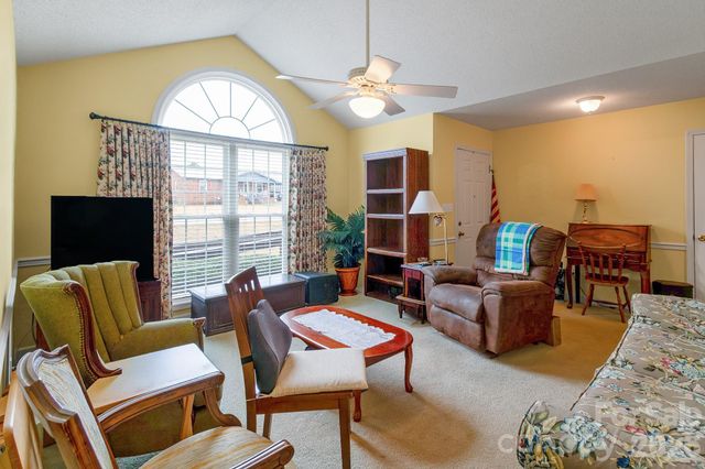 2514 Oxford Circle, Lancaster, SC 29720