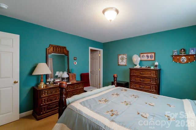 2514 Oxford Circle, Lancaster, SC 29720
