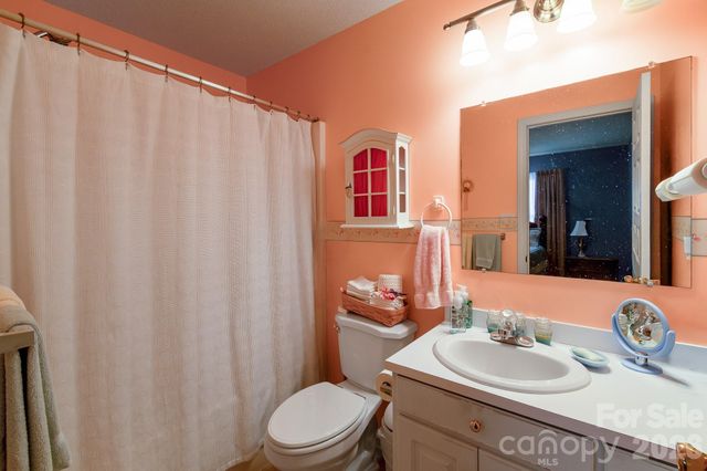 2514 Oxford Circle, Lancaster, SC 29720