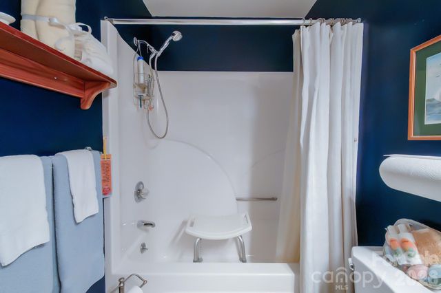 2514 Oxford Circle, Lancaster, SC 29720