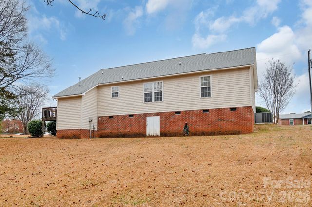 2514 Oxford Circle, Lancaster, SC 29720