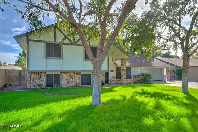 2057 N ASHBROOK Circle, Mesa, AZ 85213