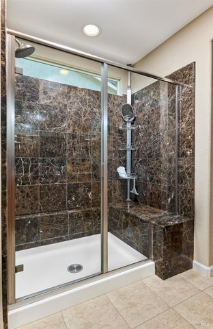 417 Anglebrook Dr, Rio Vista, CA 94571