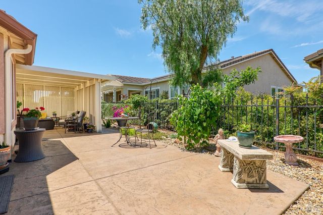 417 Anglebrook Dr, Rio Vista, CA 94571