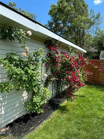 818 Norbert Street, Grand Rapids, MI 49504