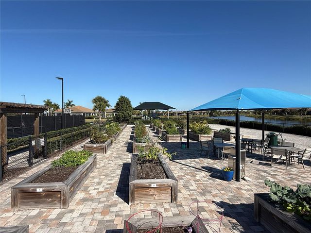 13551 SALINAS STREET, Venice, FL 34293