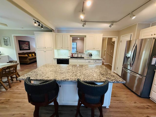 2507 Arkansas Valley Drive, Little Rock, AR 72212