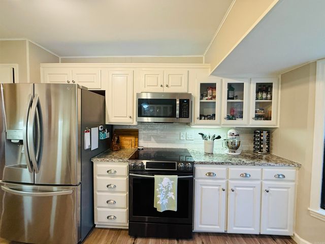 2507 Arkansas Valley Drive, Little Rock, AR 72212