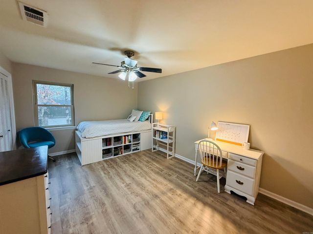 2507 Arkansas Valley Drive, Little Rock, AR 72212