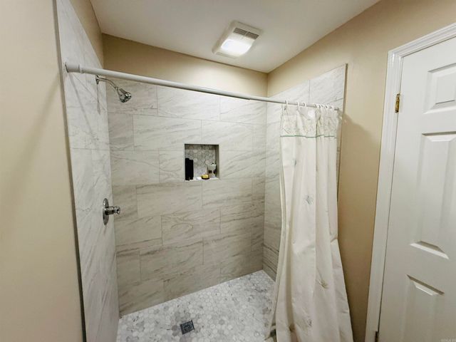 2507 Arkansas Valley Drive, Little Rock, AR 72212