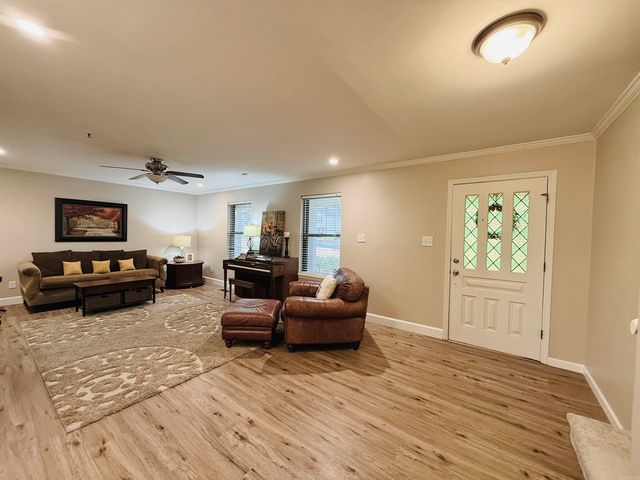 2507 Arkansas Valley Drive, Little Rock, AR 72212